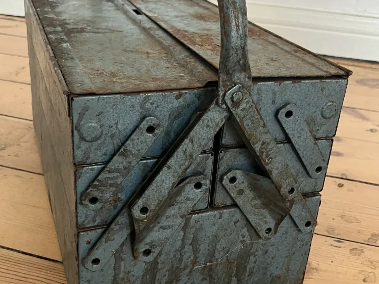 Billede 5 - Fed retro værktøjskasse 