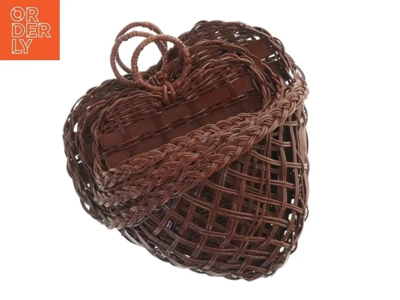 Billede 4 - Flettede hjerteformede kurve til vægophæng (str. 20-16 cm)