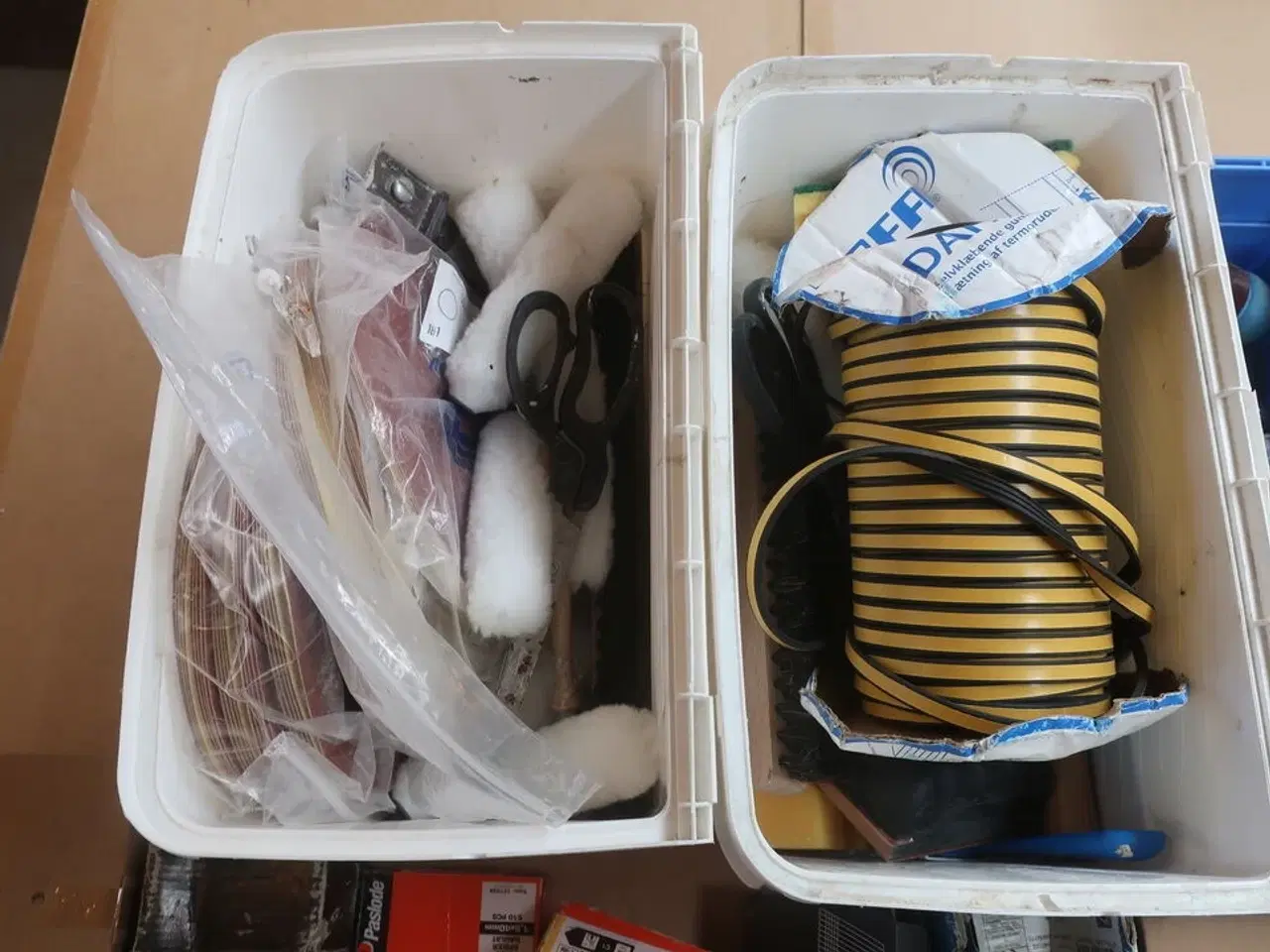 Billede 3 - Værktøj, skruer, glasbånd m.m.