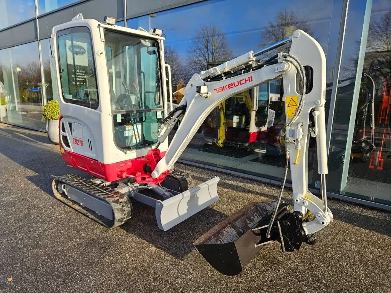 Billede 1 - Takeuchi TB 216