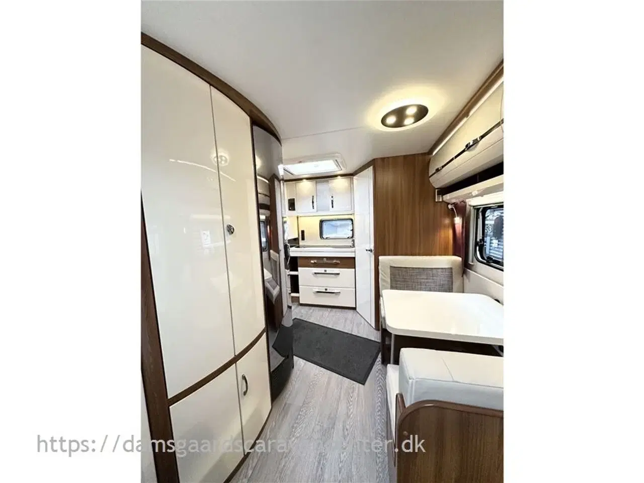 Billede 8 - 2019 - Hobby Excellent 460 SFf   Queensbed-Gulvtemp.-Mover-Telt-Markise