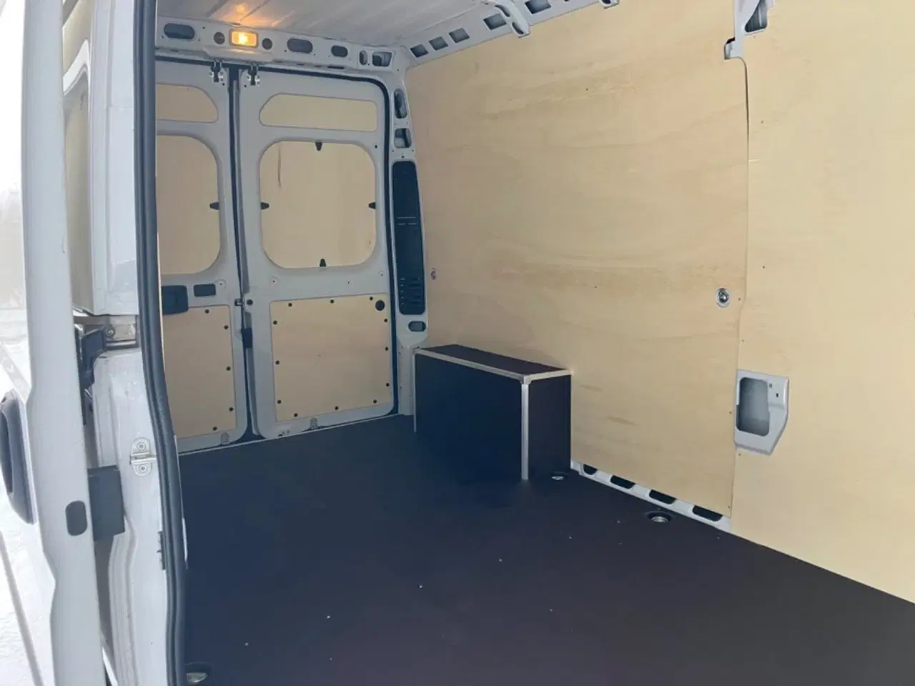 Billede 9 - Citroën ë-Jumper 35H 110 L3H2 MasterLine