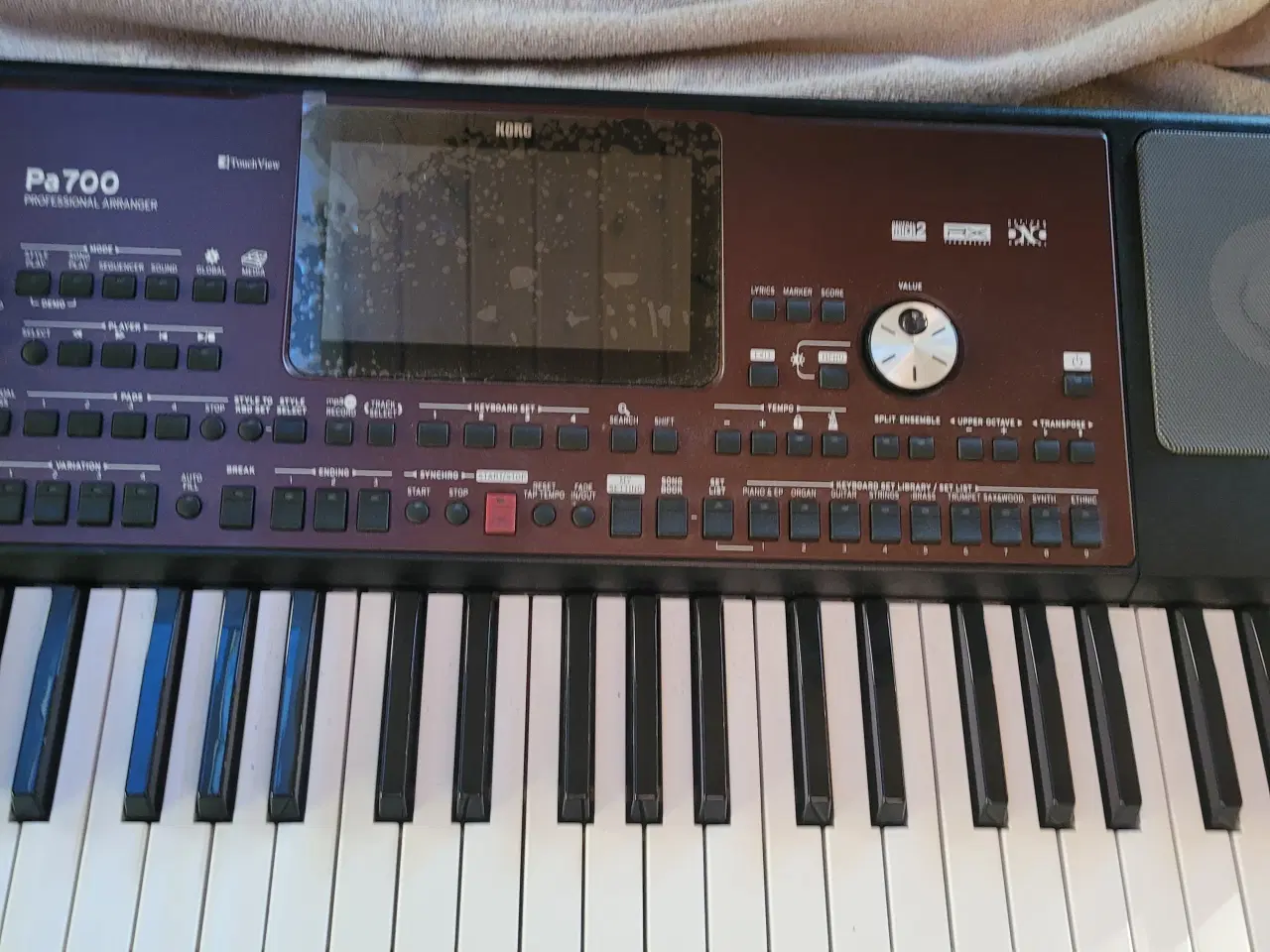 Billede 5 - Keyboard mærket korg pa 700 med stativ.