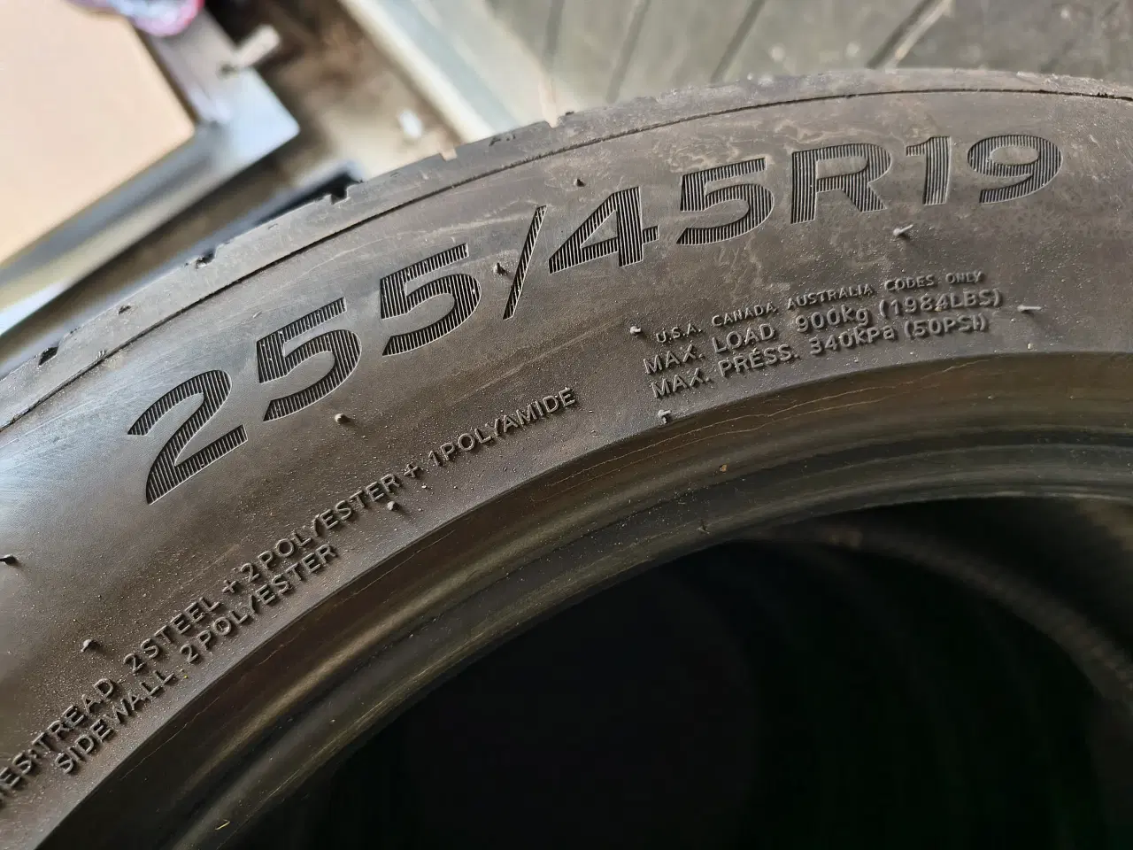 Billede 2 - Hankook 255/45R19 Sommerdæk