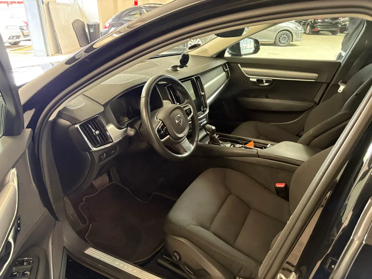 Billede 4 - Volvo S90 2,0 T4 Momentum 190HK 8g Aut.