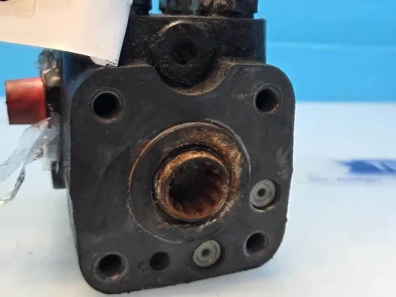 Billede 11 - New Holland CR9.90 Hydraulikventil 86565262