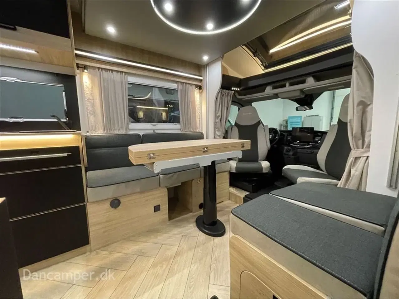 Billede 13 - 2026 - Chausson 650 Chausson 650 Titanium Line, Når stor rummelighed skal findes på den lille plads, 165HK med 8-trin aut.gear