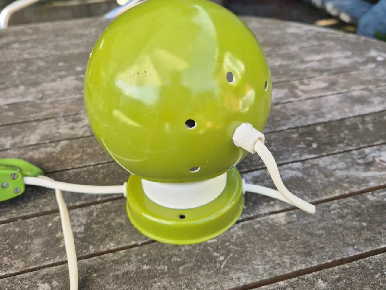 Billede 3 - Smuk lysegrøn magnetlampe 