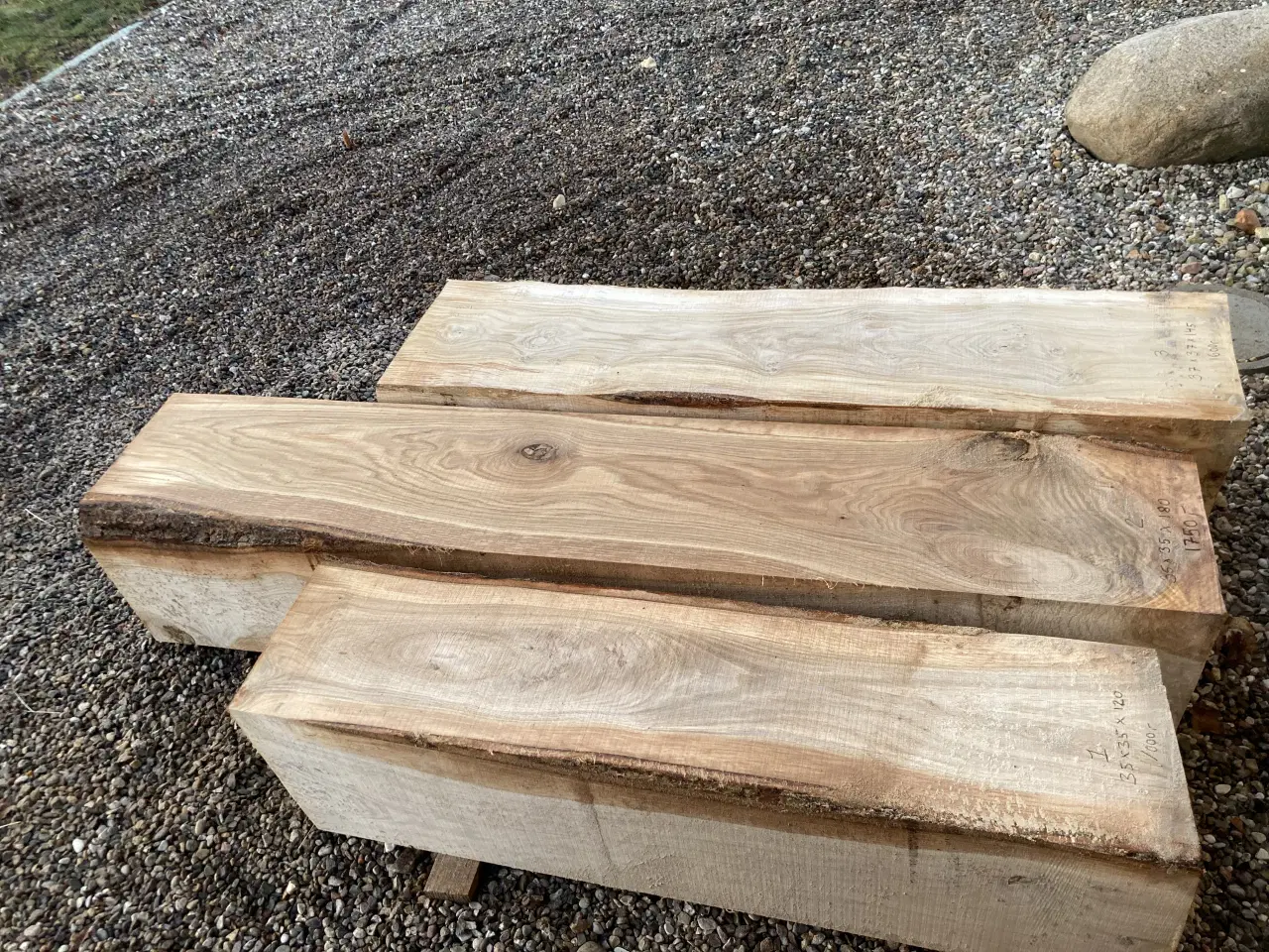 Billede 2 - Egetræsklods til bænk eller pynt