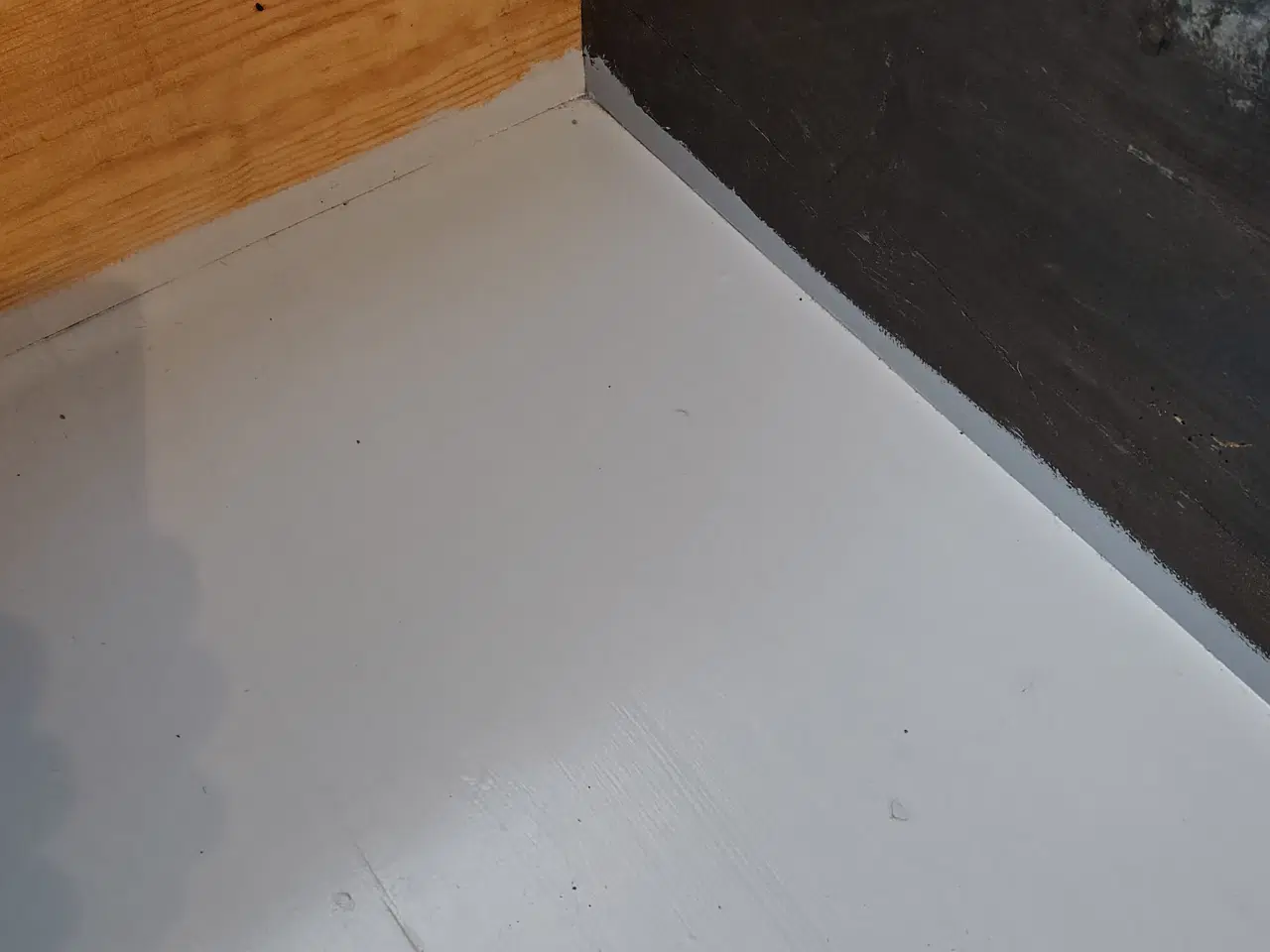 Billede 3 - hundehule/ gammel drag kiste