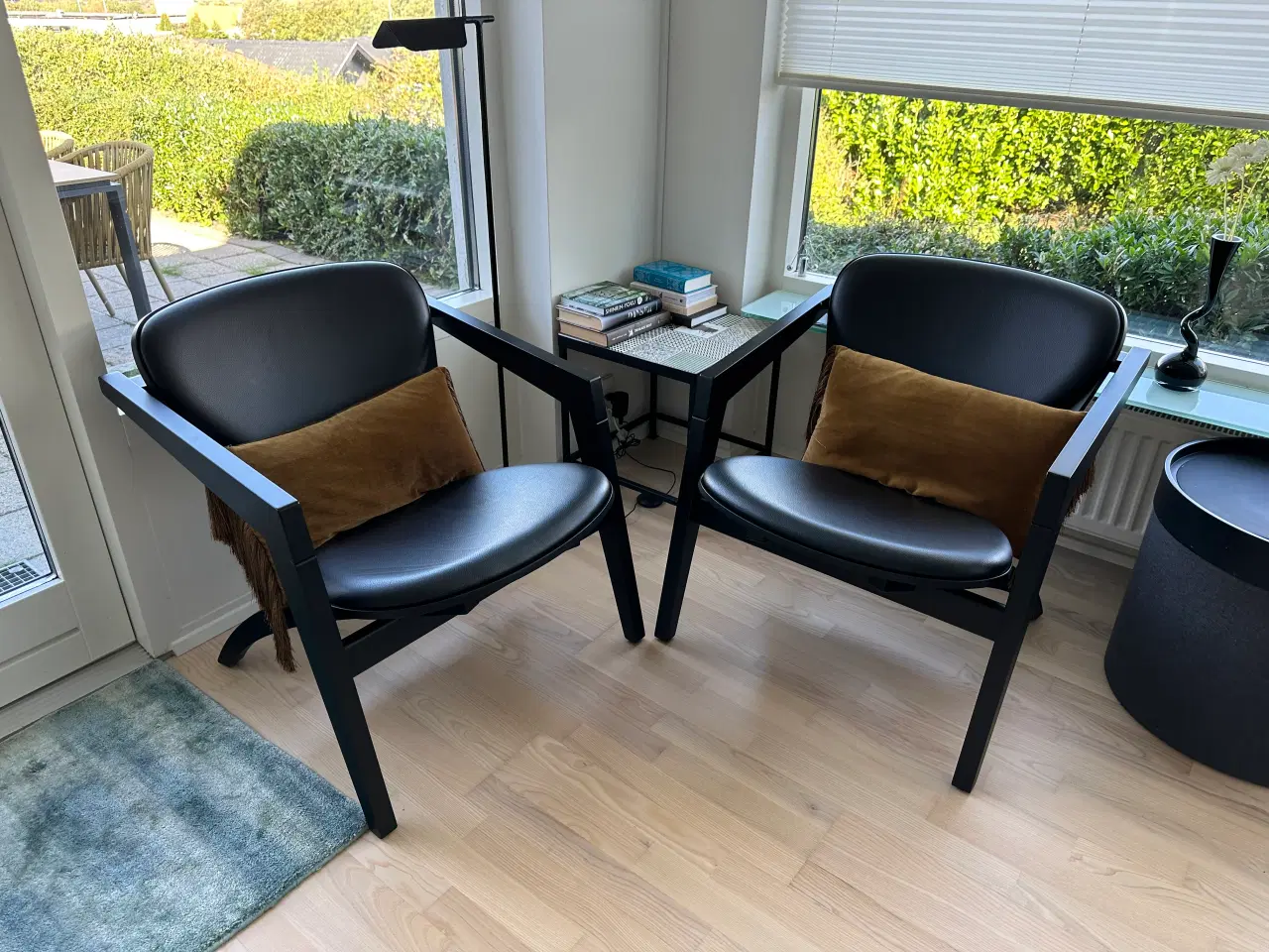 Billede 1 - Arkitekttegnede stole, Wegner butterfly, 2 stk.