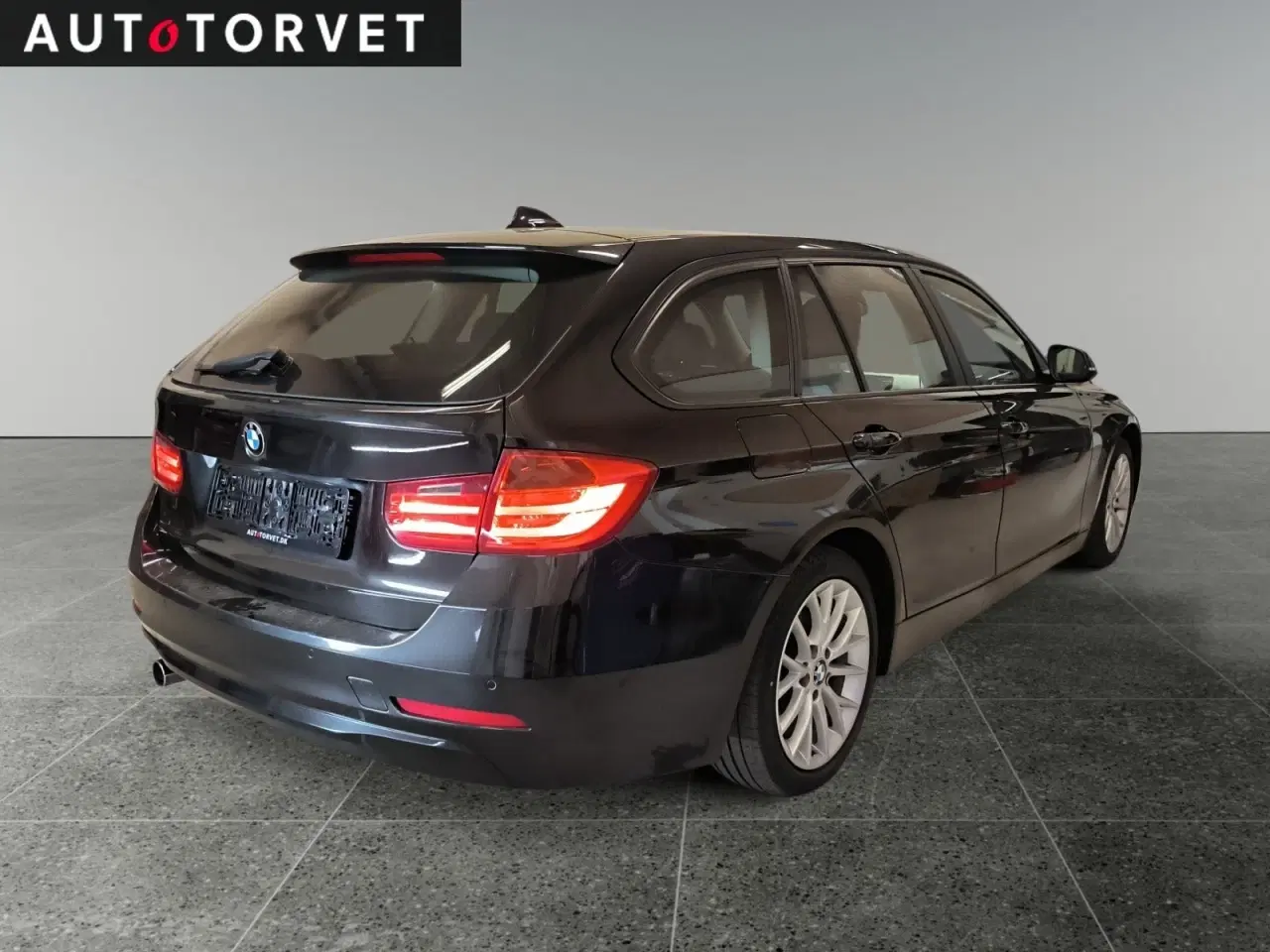 Billede 3 - BMW 318d 2,0 Touring aut.