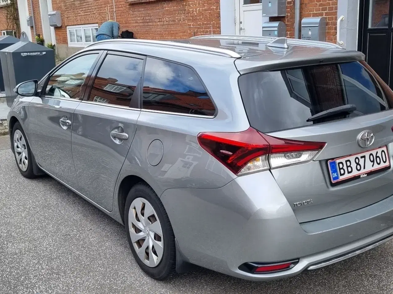 Billede 5 - Toyota Auris 2,0 D-4D T2+ Comfort Touring Sports