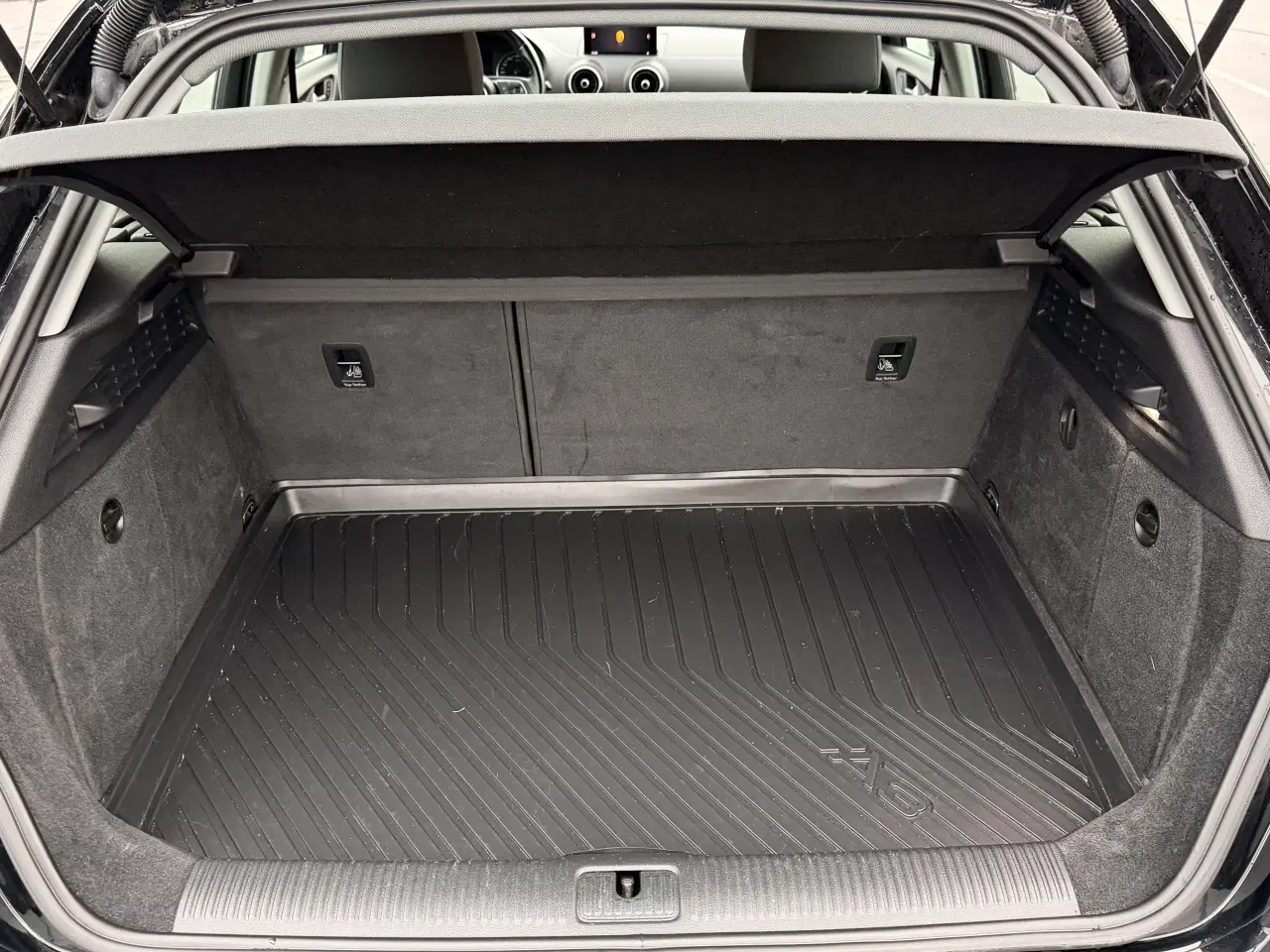 Billede 13 - Økonomisk Audi A3 1,6 TDI Sportback Automatgear