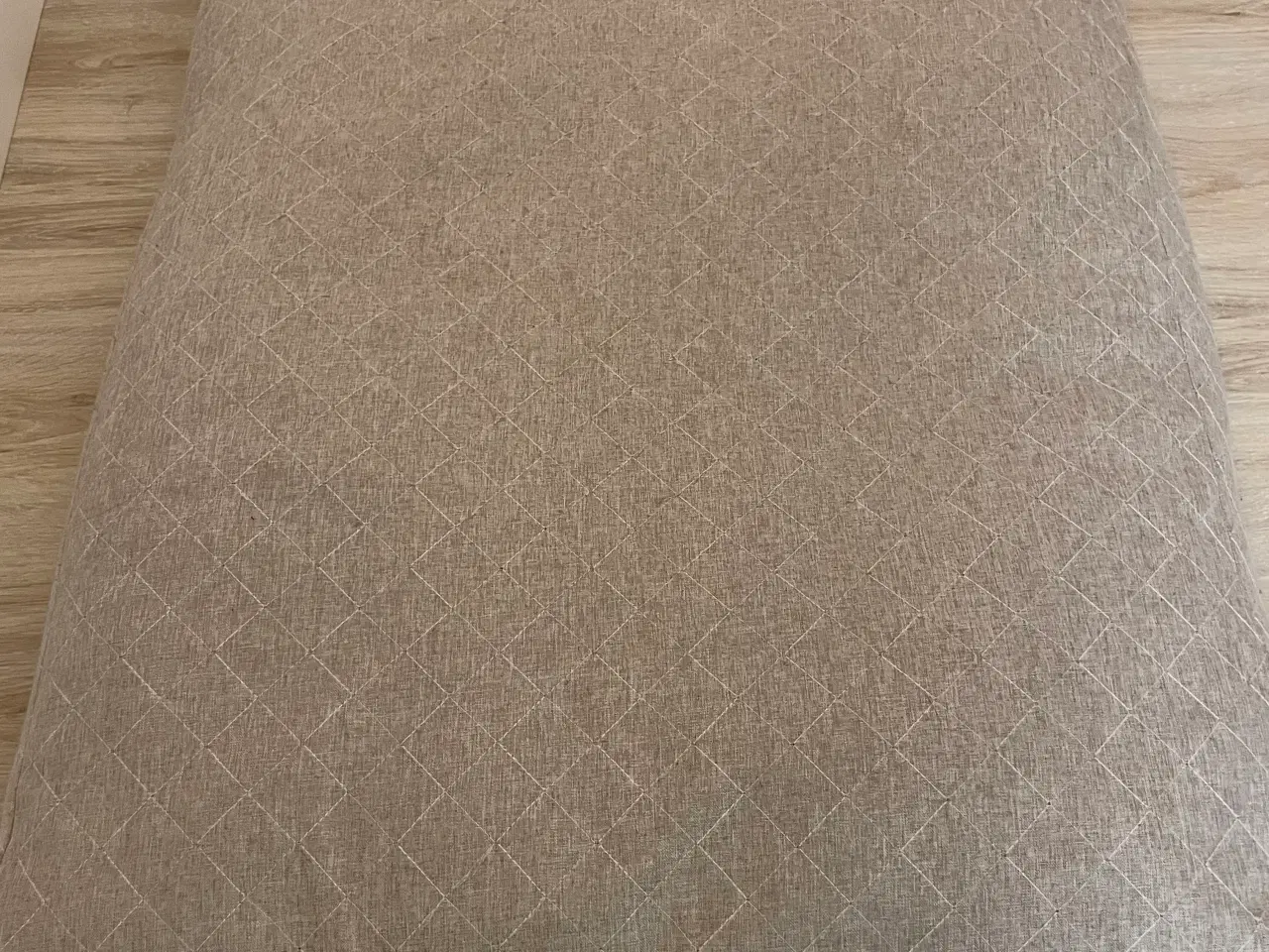 Billede 4 - Hundebur med pude