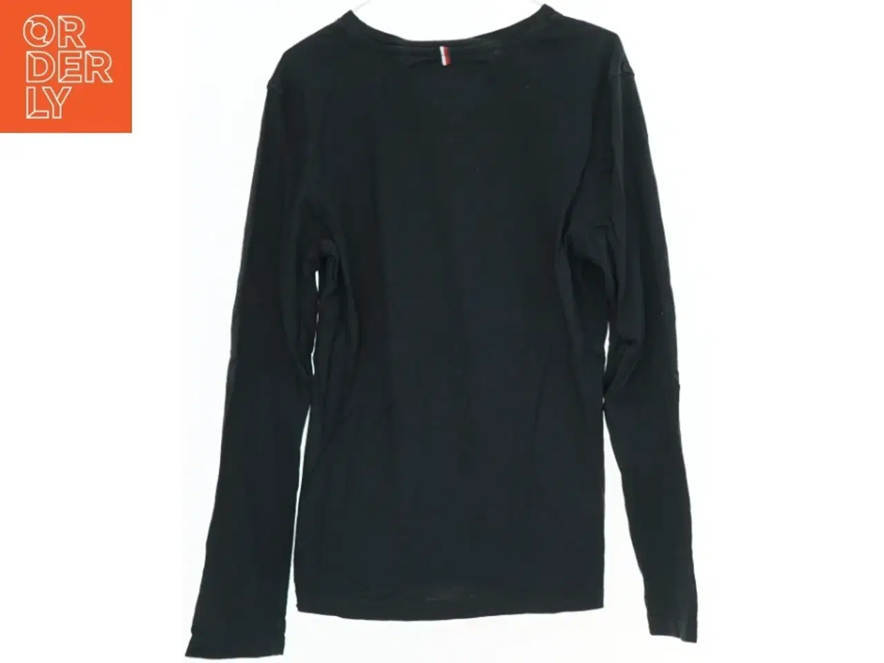 Billede 2 - Sort langærmet T-shirt fra Tommy Hilfiger (str. 152)
