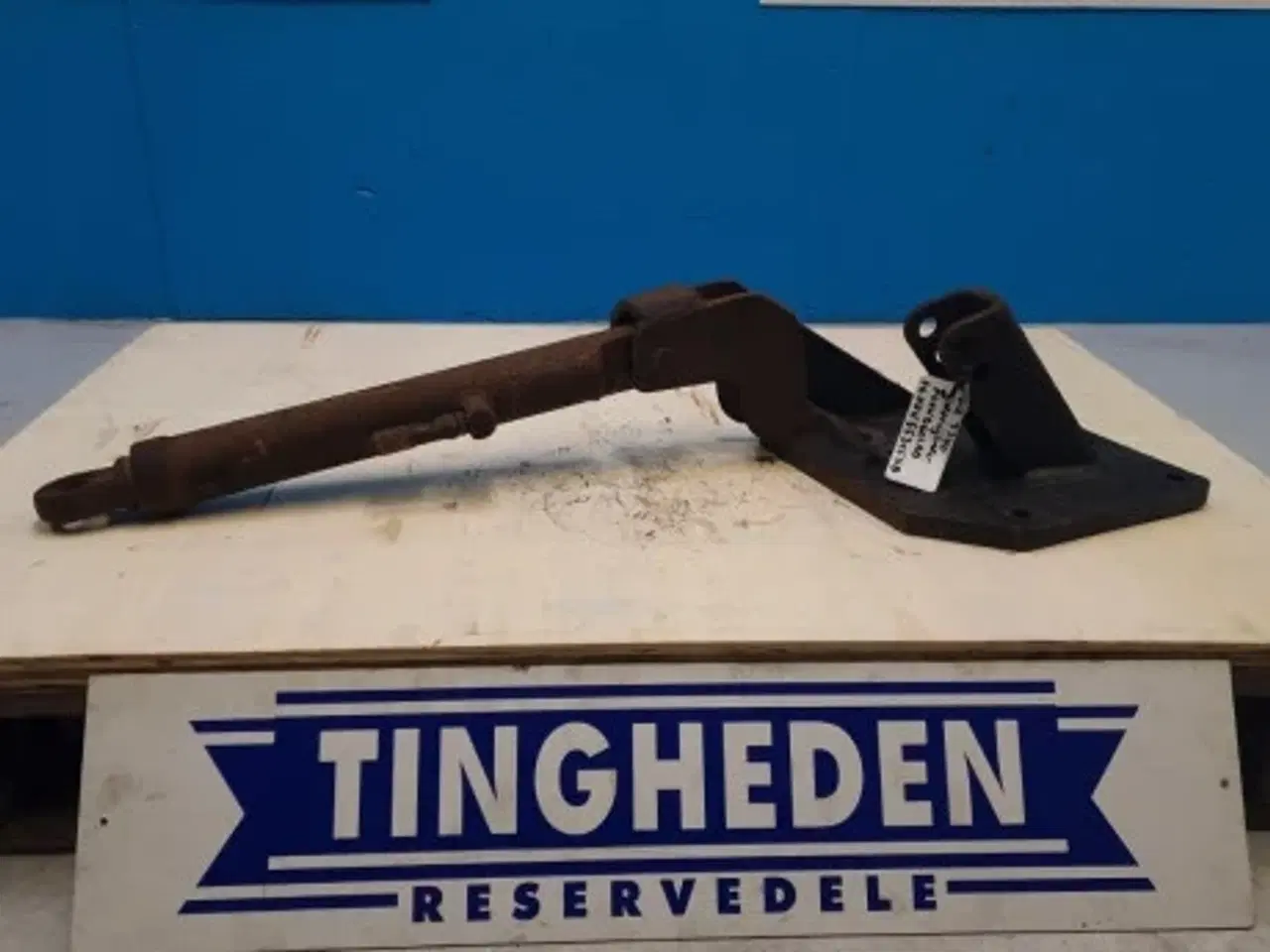 Billede 1 - Ford 7740 Hjælpcylinder F0NNE553CF11B