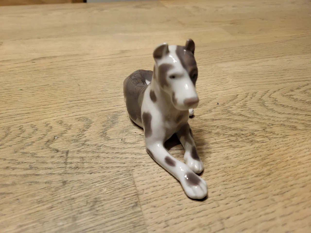 Billede 4 - Porcelæn Hund  300 kr. Nr. 2190 