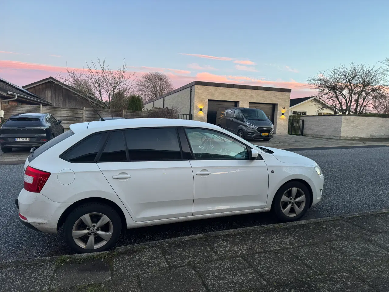 Billede 3 - Skoda Rapid, modelår 2014, Benzin