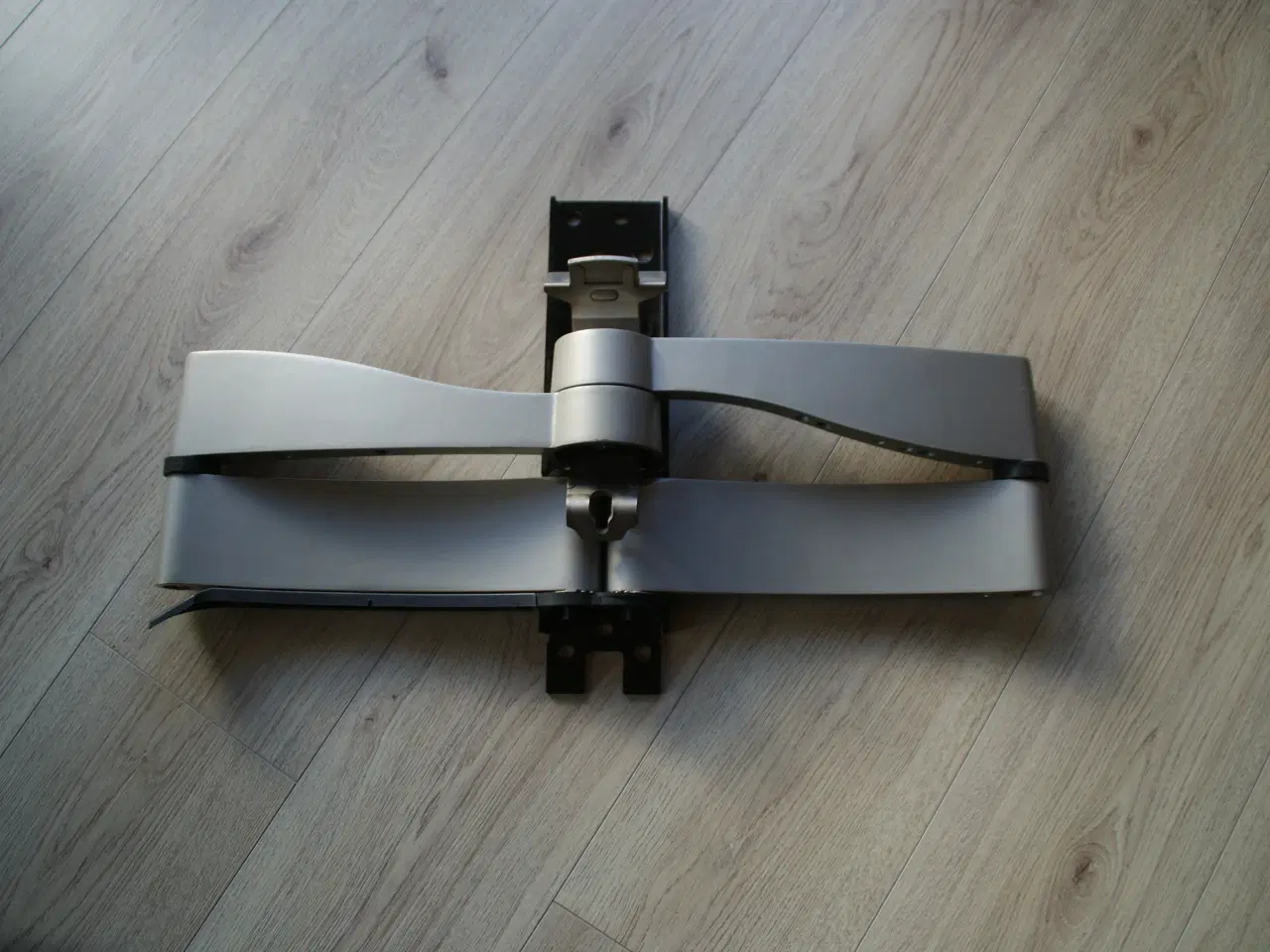 Billede 1 - Fjernsynsophæng