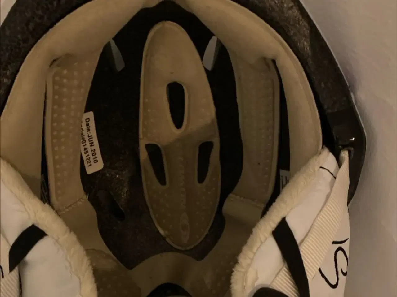 Billede 2 - Ski Hjelm Salomon str. S (52 til 55 cm) kan sendes