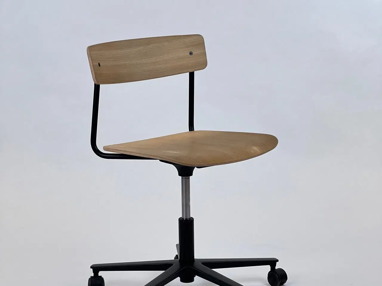 Billede 1 - Cross Task Chair