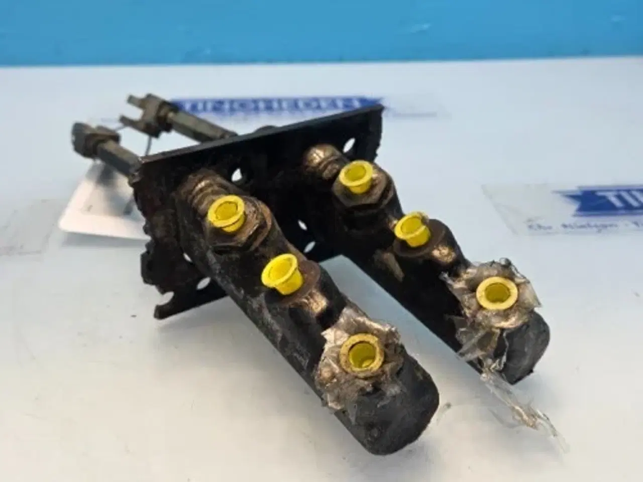 Billede 10 - New Holland CR9.90 Ventil 84062326