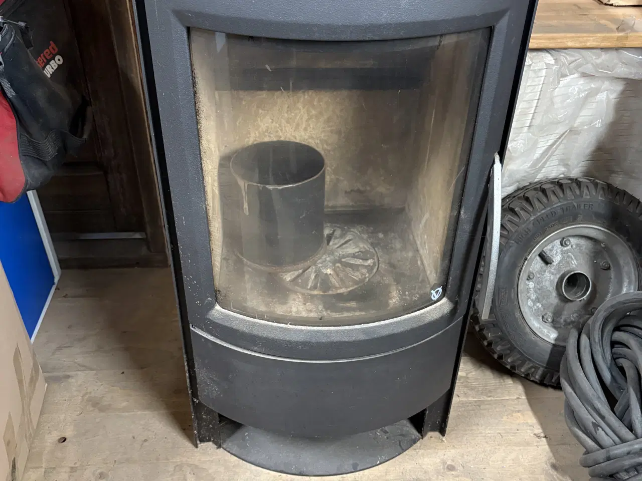 Billede 1 - Brændeovn