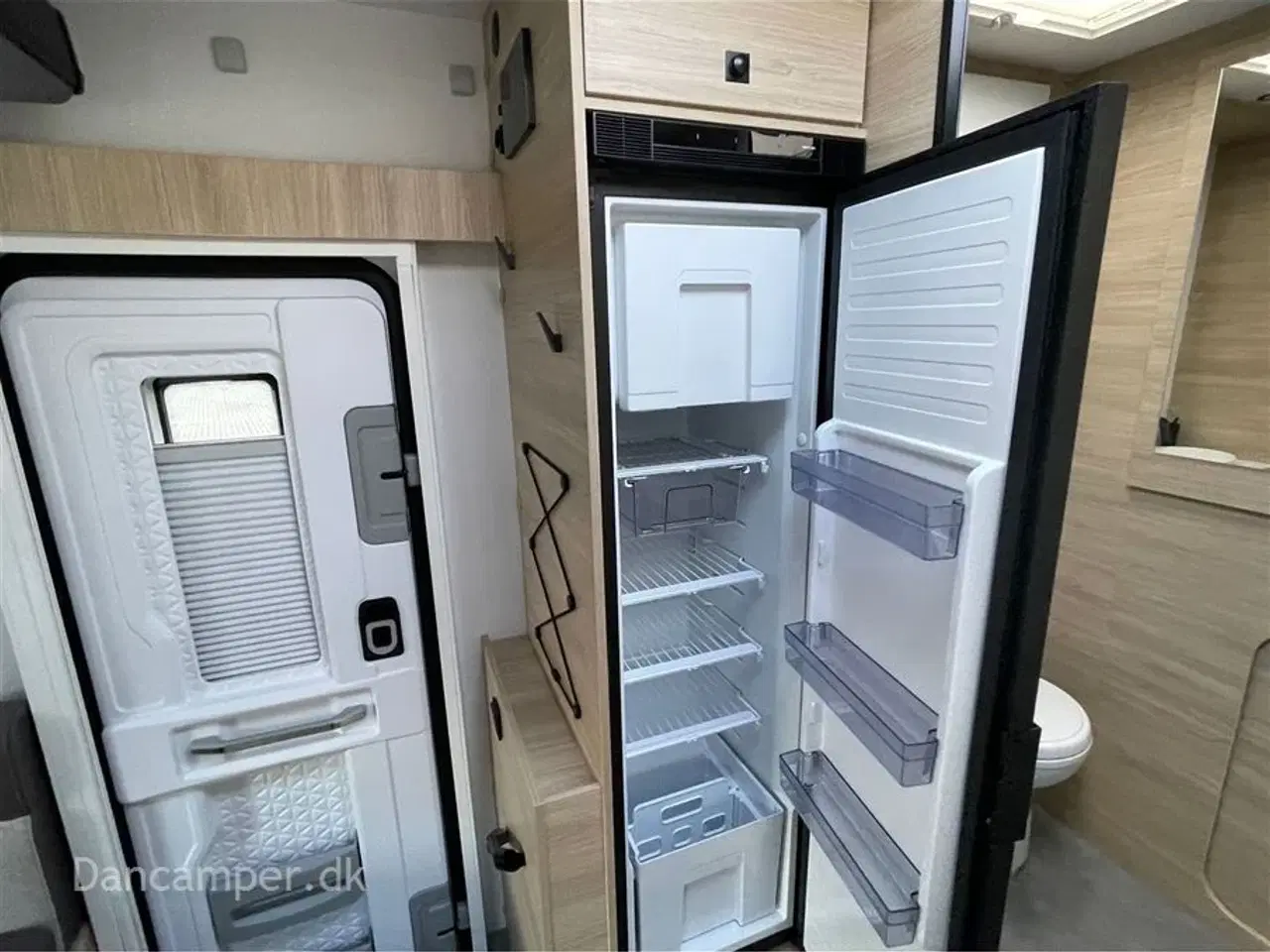 Billede 19 - 2026 - Chausson 640   Fiat Chausson 640 Ultimate Line med 140 HK, 8-trins aut.gear, adaptiv fartpilot, nøglefri adgang, isoleret og opvarmet spildevandstank