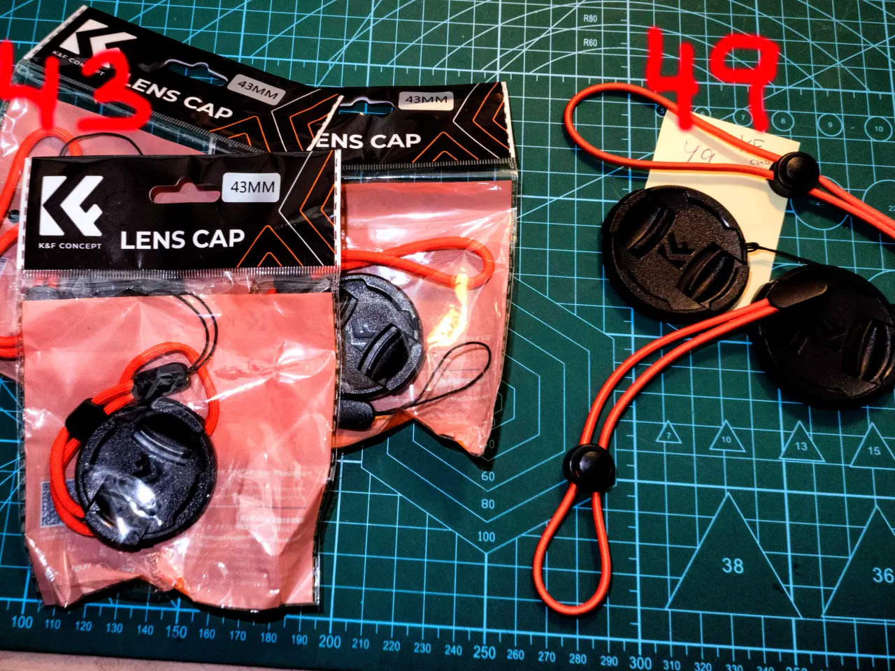 Billede 1 - Objektiv front-caps.  3 stk. 43 mm og 2 stk. 49 mm
