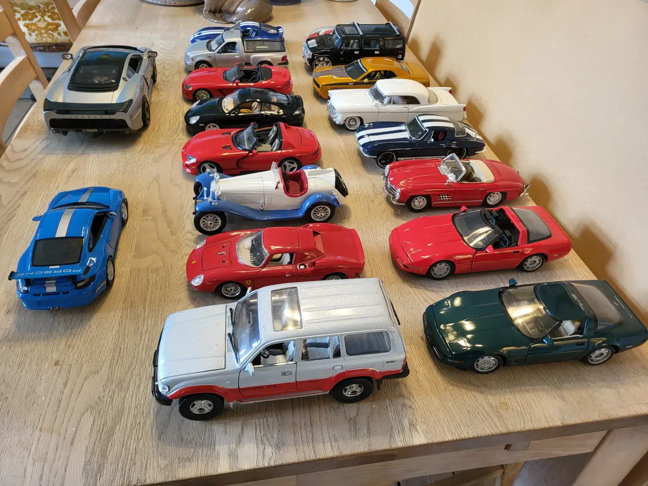 Billede 5 - Modelbiler 1:18 - 18 stk. 2200 kr.