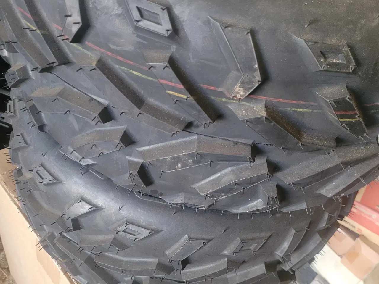 Billede 4 - 26 x 8.0 R 14 dæk