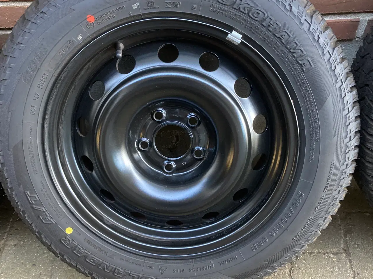 Billede 4 - Stålfælge med offroad dæk 