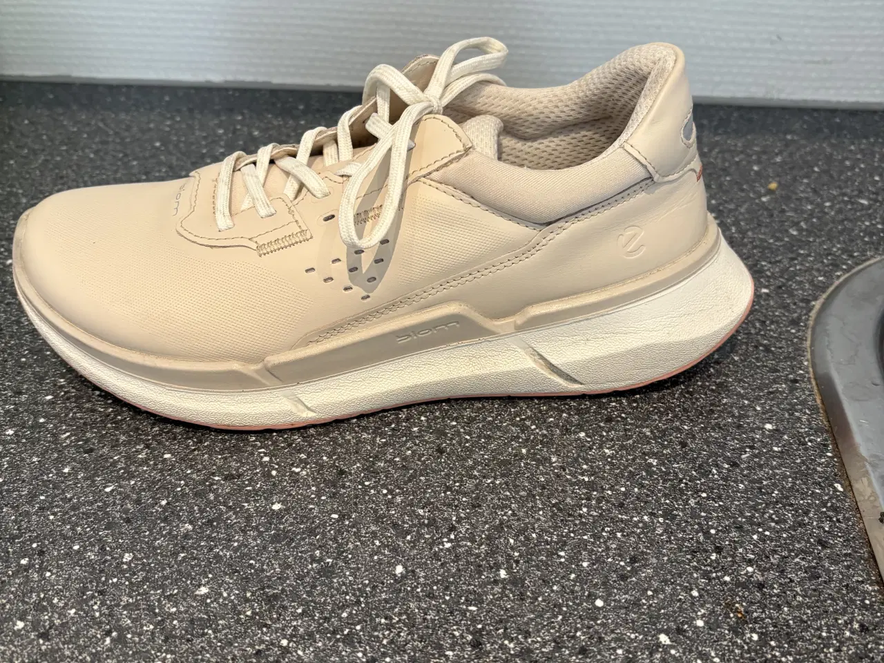 Billede 2 - Ecco Biom sko str 38
