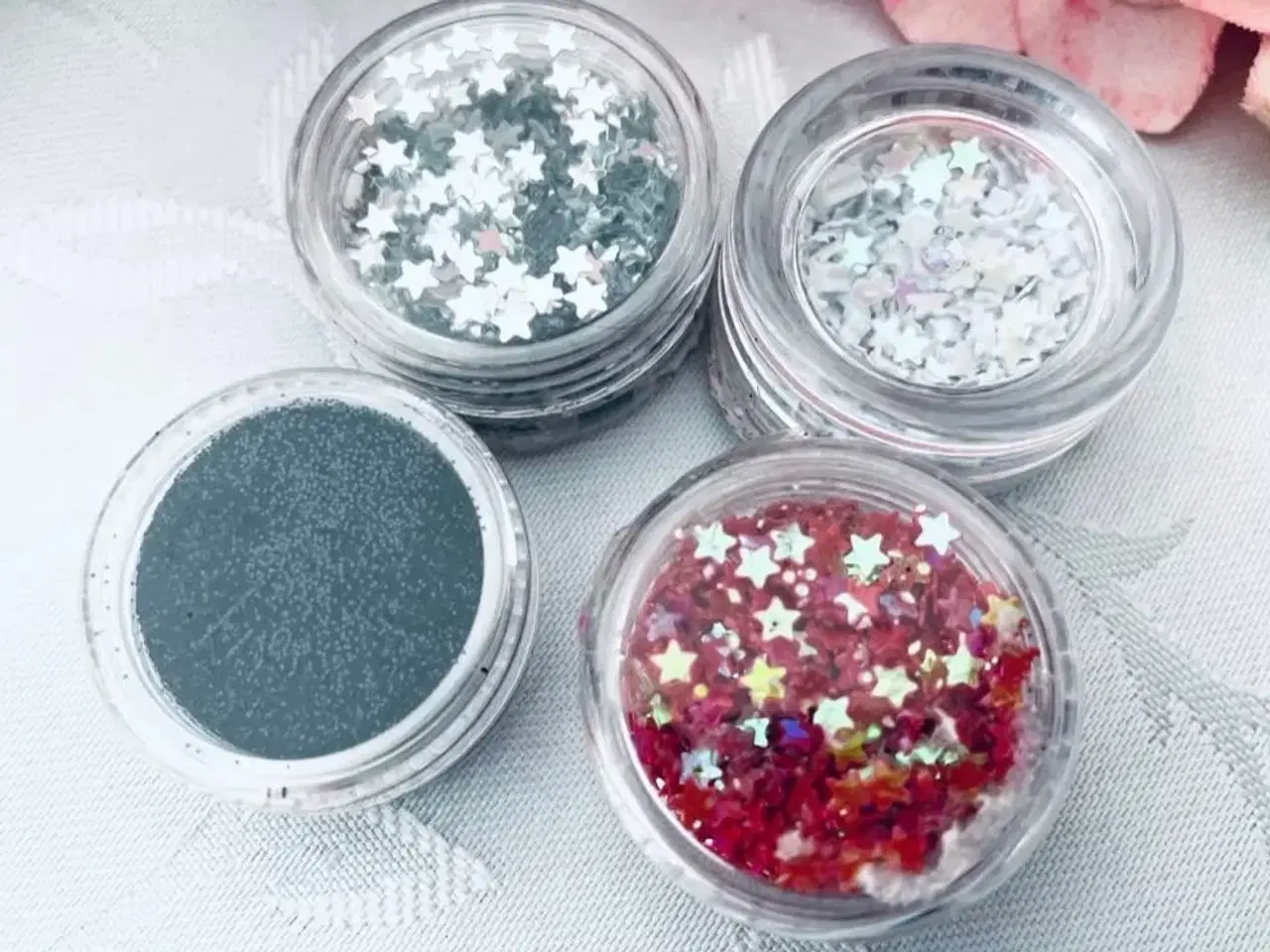 Billede 2 - Glimmer, bling, stjerner til hobby 