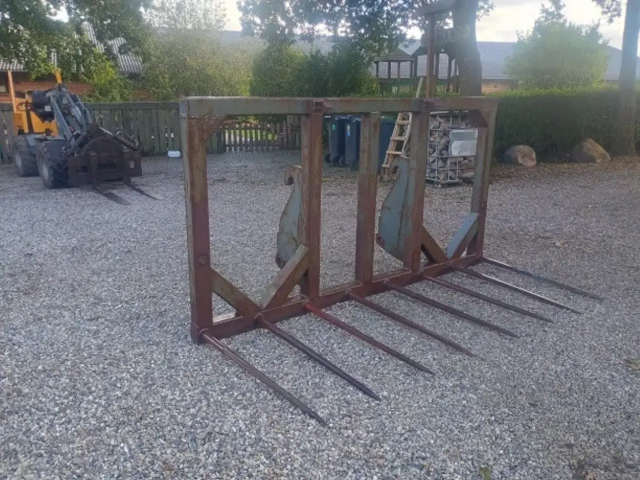 Billede 4 - Til gummiged