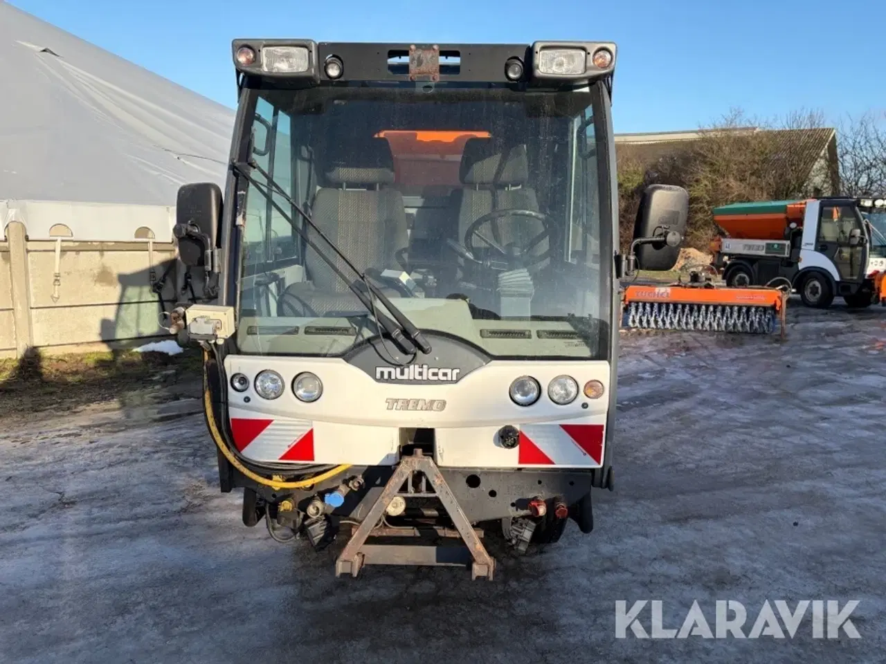 Billede 5 - Redskabsbærer Multicar Tremo Carrier WMU2X5 med sneplov, kost og saltspreder