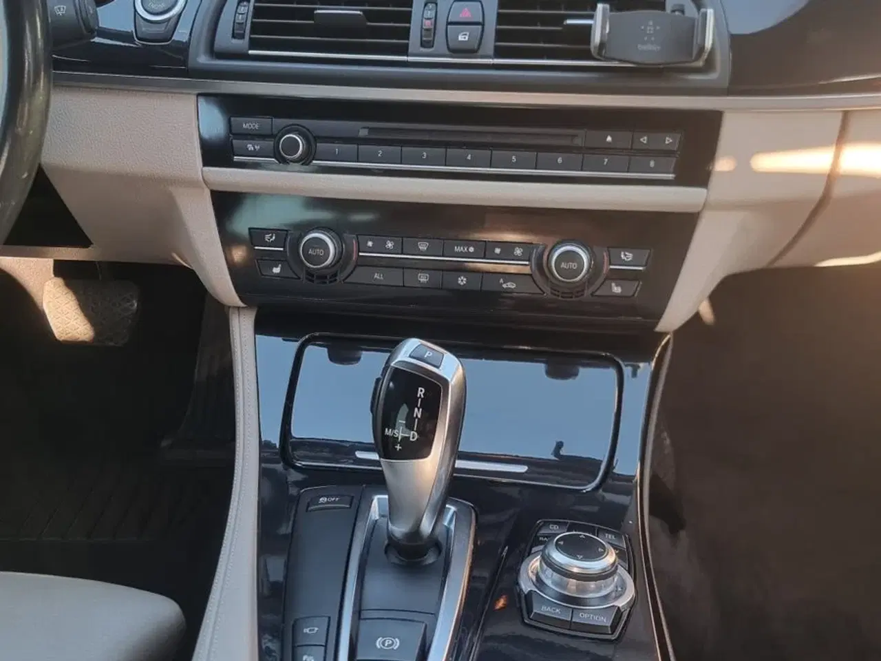 Billede 11 - BMW 535i 3,0 Touring aut.
