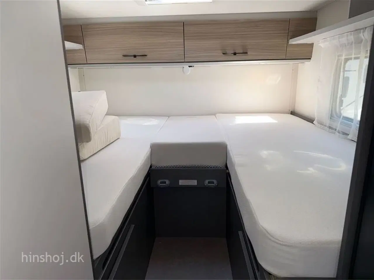 Billede 9 - 2026 - Etrusco   Lækker Autocamper med automatgear og face to face siddegruppe fra Hinshøj Caravan.