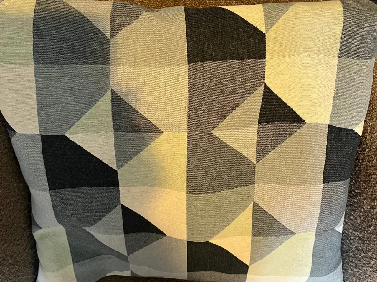 Billede 3 - IKEA pyntepudebetræk-geometrisk mønster i blå+grå