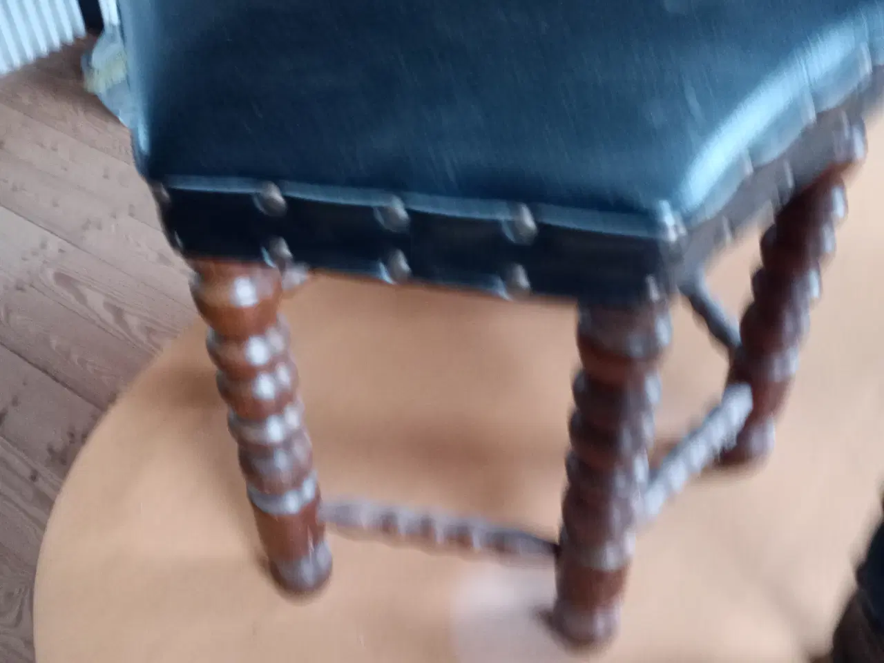 Billede 5 - 2 gamle skamler