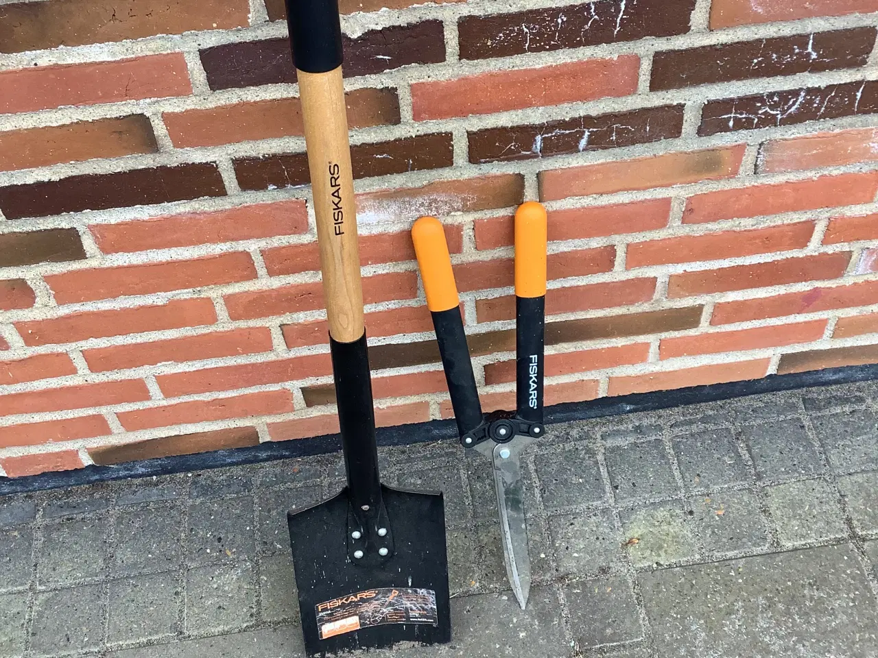 Billede 2 - Spade og hækkesaks