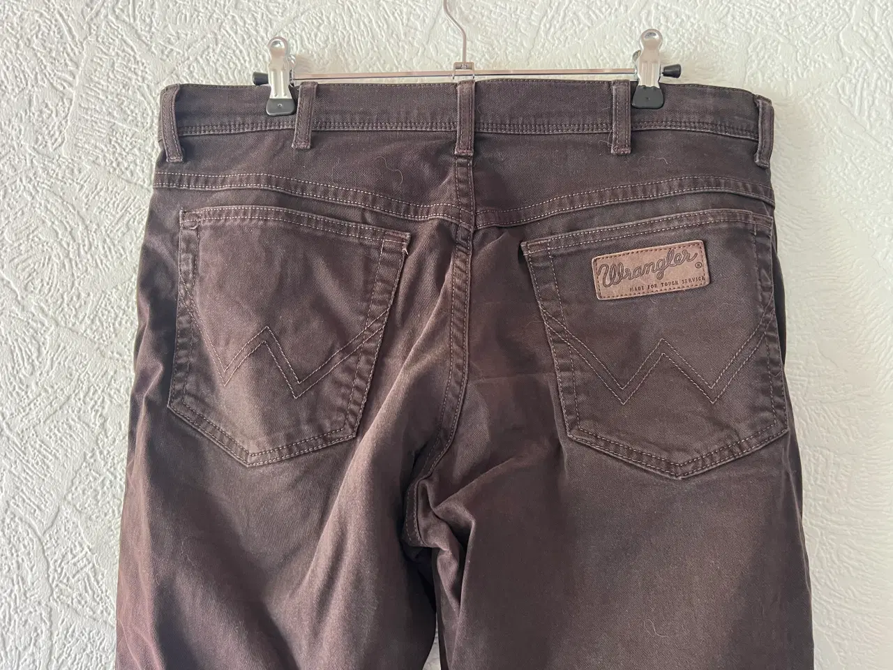 Billede 9 - Brune Wrangler Jeans. Model Texas. (W34/L34)