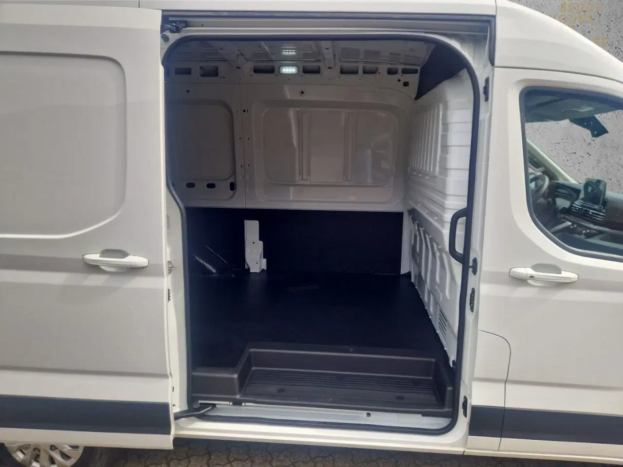 Billede 9 - Maxus e-Deliver 9 72 L2H2 Kassevogn