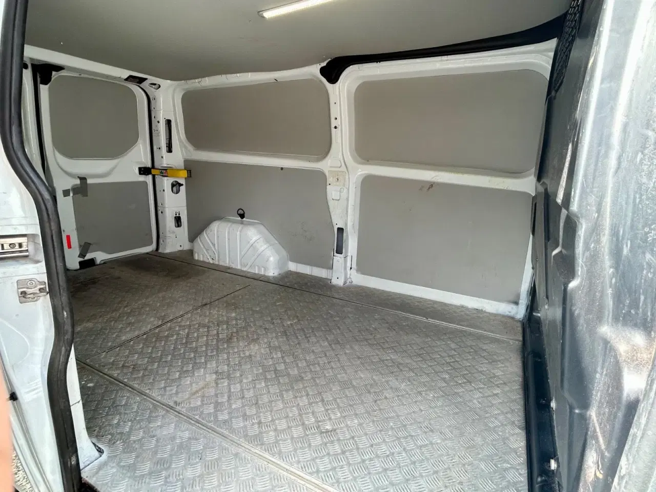 Billede 8 - Ford Transit Custom 310L 2,0 TDCi 130 Ambiente