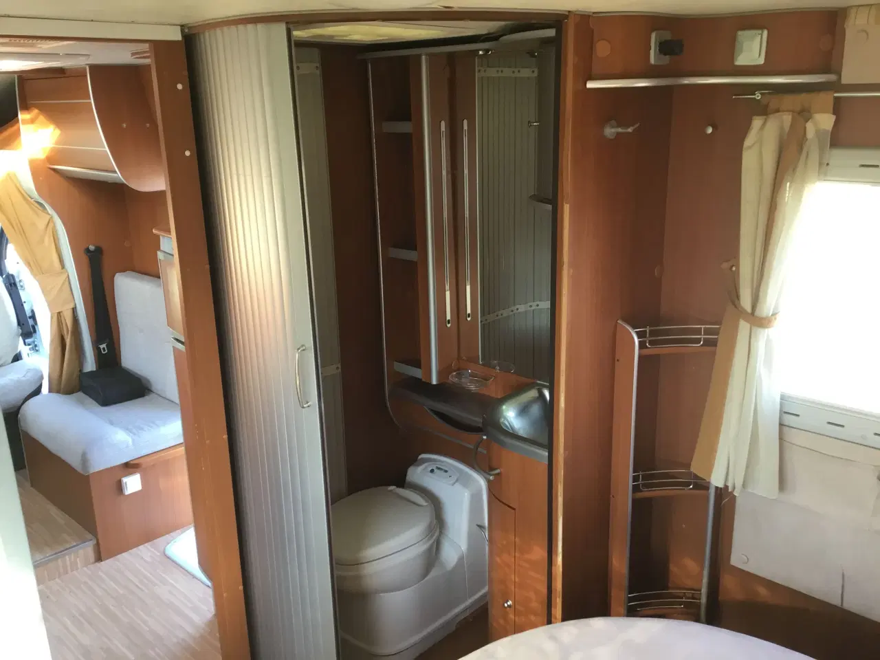 Billede 14 - Fiat Ducato mclouis m/ markise  + fortelt nysynet 