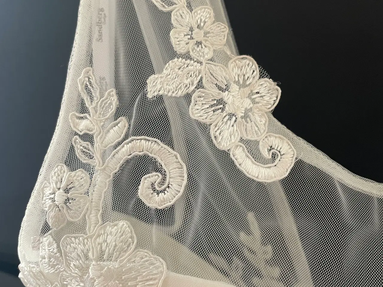 Billede 3 - Flot Konfirmationskjole