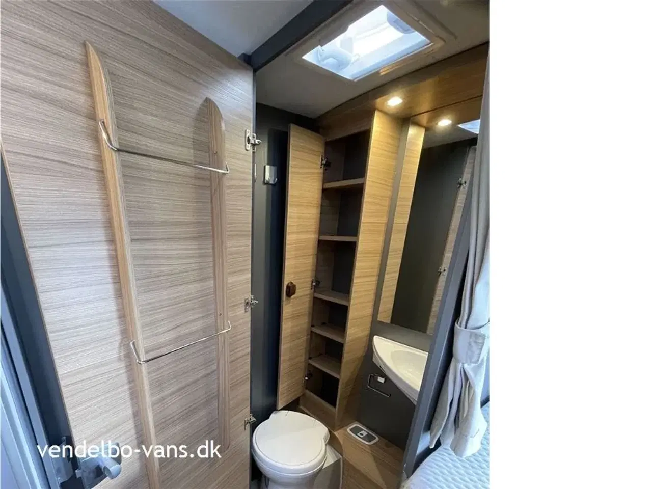 Billede 7 - 2020 - Dethleffs Trend Edition T 7057 EB   Trend Edition den elegante model med stål look på skabene