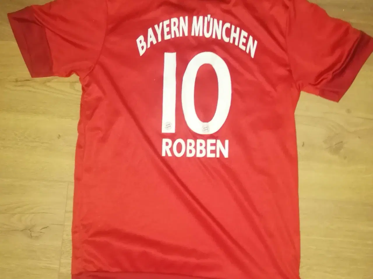 Billede 3 - FC BAYERN HOME 2015/16 ROBBEN, STR 152, FLOT STAND