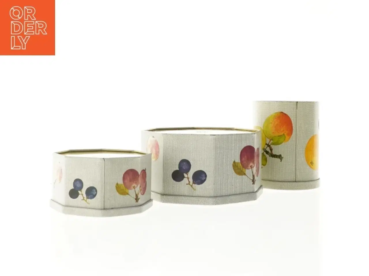 Billede 4 - Vintage kasedåser med frugtdekoration - 3 stk (str. 7 cm 10 cm og 14 cm høje)